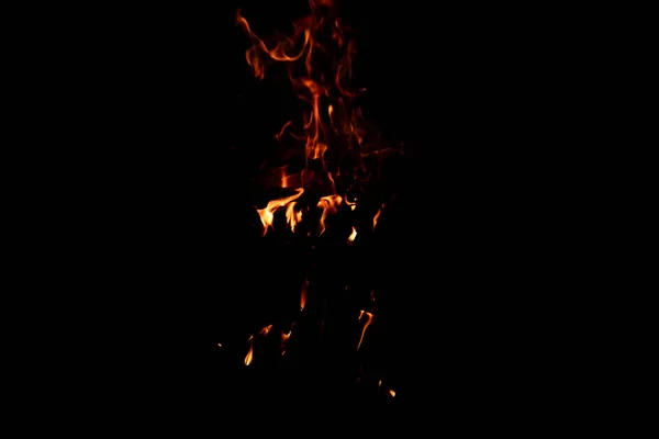 Яркий Камин Черном Фоне Огонь Длительном Воздействии Искры Пламя — стоковое фото