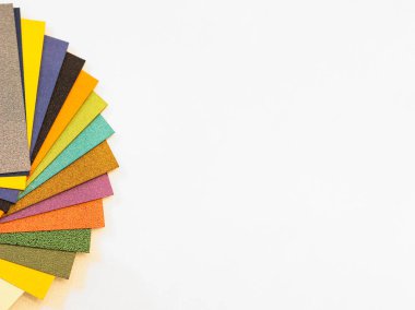 Çok renkli kağıt swatch paleti. Yazdırma kağıda göre katalog
