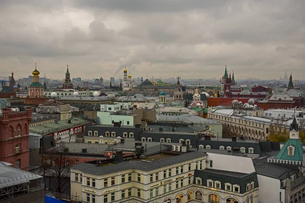 Moskwa Widok Dachu Centrum Miasta Plac Czerwony Pochmurny Dzień — Zdjęcie stockowe