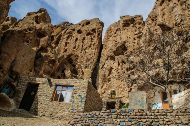 Eski İran mağara köyde Kandovan kayalar. Persia mirası. UNESCO