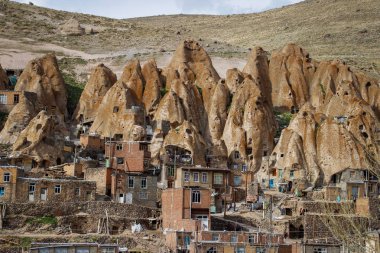Eski İran mağara köyde Kandovan kayalar. Persia mirası. UNESCO