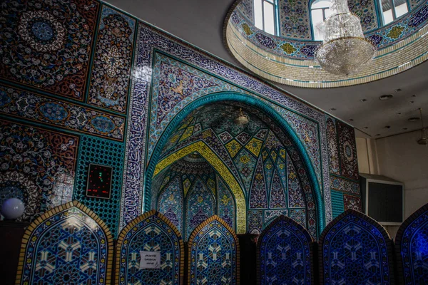 Ornements Motifs Traditionnels Sur Fond Bleu Dans Les Mosquées Iraniennes — Photo