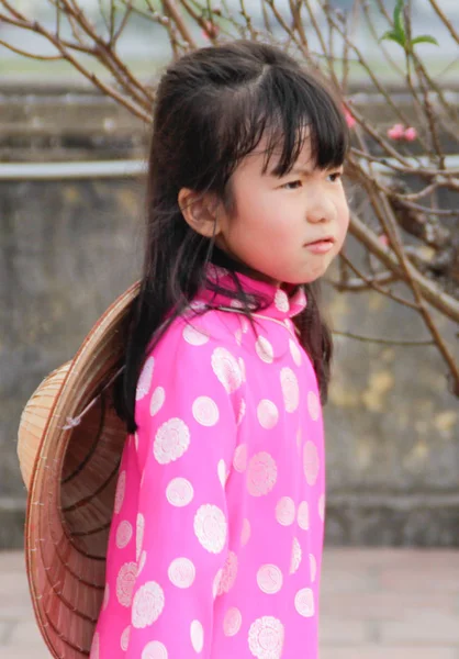 Hanoi Vientam Februari 2016 Gadis Gadis Vietnam Kecil Dengan Kostum — Stok Foto