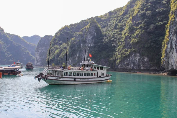 Baie Long Vietnam Janvier 2016 Célèbre Site Patrimoine Mondial Unesco — Photo