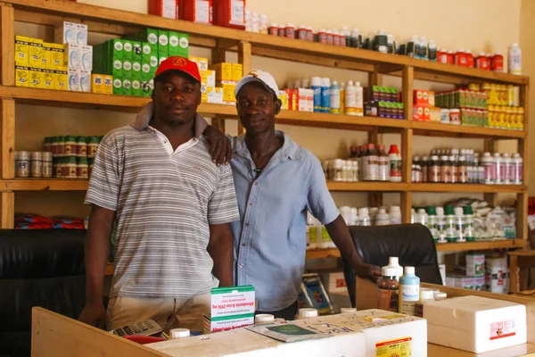 Лівінгстон Замбії Березня 2015 Фармацевти Малих Сільських Аптека Продає Вироби — стокове фото