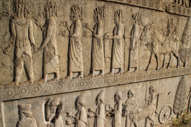 Persepolis, Iran - 15 Mayıs 2017: Duvarları Persia eski başkenti. Persepolis Ahameniş krallığının başkenti olduğunu. Iran görme. Antik Pers. Kısma eski binaların duvarları üzerinde.