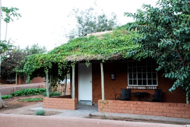 Basit ev Afrika'da inşa