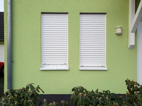 Blinds, roller shutters, window shop to protect at the window