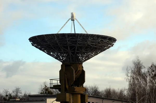 Radioteleskop Parabolspiegel Für Messungen Aus Dem All Stockfoto