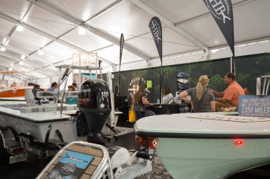 ABD, Florida, Miami - 17 Şubat 2017: Miami Uluslararası Boat Show, Downtown Miami, Key Biscayne