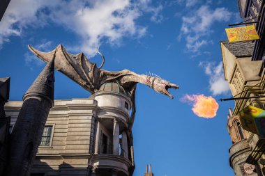 Orlando, Amerika Birleşik Devletleri - 11 Şubat 2017: Harry Potter Universal Studios Dragon'da