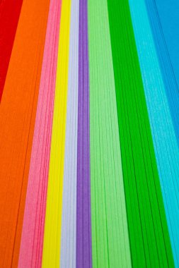 Renkli parlak kağıda yakın çekim