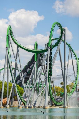 Roller coaster Hulk evrensel adalarda macera Tema parkı Universal Orlando Resort Orlando, Florida, ABD
