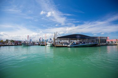 ABD, Florida, Miami - 17 Şubat 2017: Miami Uluslararası Boat Show, Downtown Miami, Key Biscayne