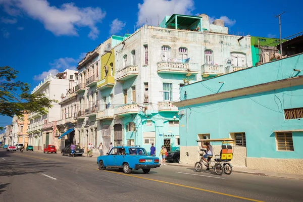 Antigos Edifícios Coloridos Rua Centro Histórico Havana Cuba — Fotografia de Stock