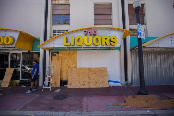 Abd. Florida. Miami Beach, Eylül 2017: Miami Beach Şehri Irma kasırgasına hazırlanıyor. Florida. Abd.