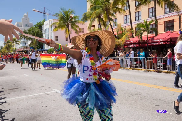 Miami Florida Abril 2016 Pessoas Participando Oitavo Desfile Anual Orgulho — Fotografia de Stock