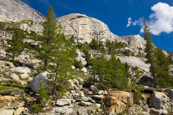 Prachtig Uitzicht Rotsen Bergen Onder Blauwe Hemel Amerika — Stockfoto