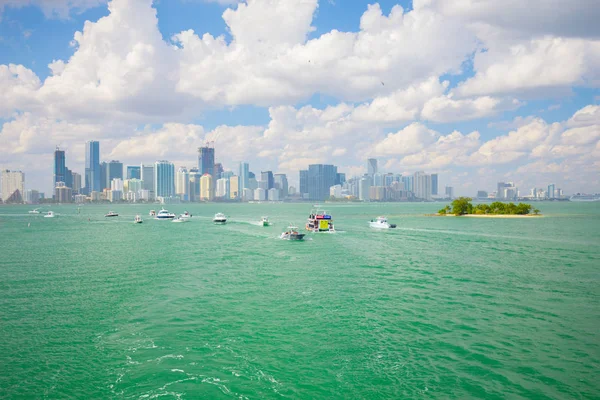 Usa Florida Miami Febrero 2017 Miami International Boat Show Centro — Foto de Stock