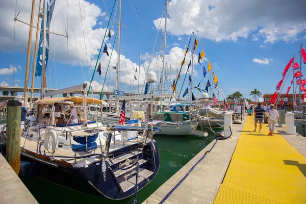 Usa Florida Miami Febrero 2017 Miami International Boat Show Centro — Foto de Stock