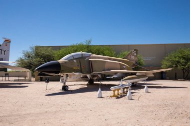 New Mexico, Abd - 20 Mayıs 2016: Spaceport America'da uçaklar