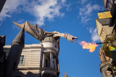 Orlando, Amerika Birleşik Devletleri - 11 Şubat 2017: Harry Potter Universal Studios Dragon'da