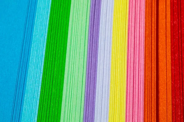 Renkli parlak kağıda yakın çekim