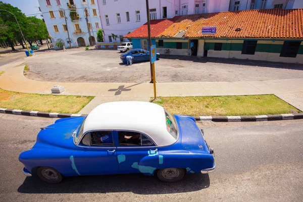 Antiguos Coches Antiguos Calle Del Centro Histórico Habana Cuba — Foto de Stock