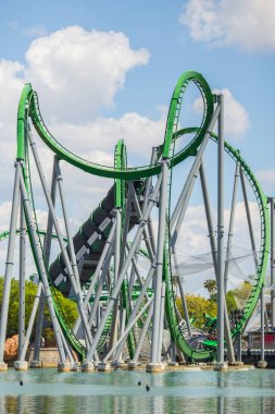 Roller coaster Hulk evrensel adalarda macera Tema parkı Universal Orlando Resort Orlando, Florida, ABD