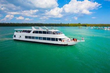 ABD, Florida, Miami - 17 Şubat 2017: Miami Uluslararası Boat Show, Downtown Miami, Key Biscayne