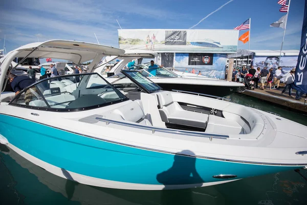 Usa Florida Miami Febrero 2017 Miami International Boat Show Centro — Foto de Stock