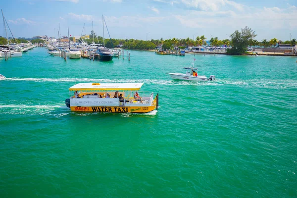 Usa Florida Miami Febrero 2017 Miami International Boat Show Centro — Foto de Stock