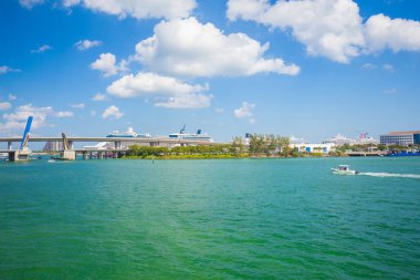 ABD, Florida, Miami - 17 Şubat 2017: Miami Uluslararası Boat Show, Downtown Miami, Key Biscayne