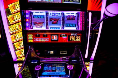 Abd. Nevada. Las Vegas'ta. Haziran 2019: Renkli Slot Makinesi