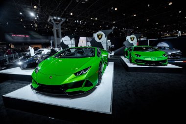 Abd. New York'ta. Manhattan. Haziran 2019: Otomobil show lüks ve egzotik spor arabalar