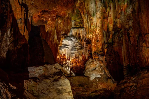 Grot Stalactieten Stalagmieten Andere Formaties Grotten Van Luray Verenigde Staten — Stockfoto