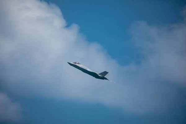 Usa Florida Miami Beach May 2019 Lightning Demonstration Flight — Stock Photo, Image