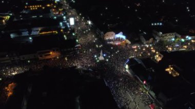Yogyakarta Anıt veya Tugu Jogja havadan görüntüleri görünümü gece yeni yıl kutlama ve havai fişek gösterisi sırasında