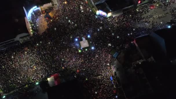 Vue Aérienne Manœuvre Orbite Foule Autour Monument Yogyakarta Tugu Jogja — Video