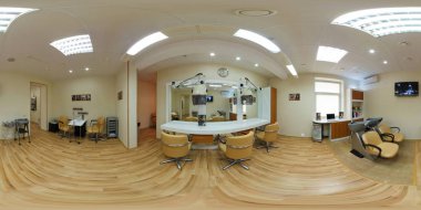 Minsk, Beyaz Rusya - 8 Haziran 2011: Tam 360 derece panorama şık güzellik salonu berber dükkanı olarak küresel projeksiyon equirectangular. Fotogerçekçi Vr içeriği