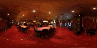 Minsk, Beyaz Rusya - 26 Eylül 2011: Tam 360 panorama interier lüks Kırmızı Casino Amiral küresel projeksiyon equirectangular