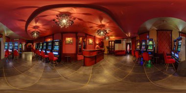 Minsk, Beyaz Rusya - 15 Ağustos 2011: küresel 360 derece panorama equirectangular eşit uzaklıkta projeksiyon, panorama iç şık kırmızı VIP casino, Vr içeriği tam