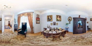 Grodno, Belarus - 9 Mayıs 2012: Tam 360 panorama equirectangular küresel eşit uzaklıkta projeksiyon interier içinde ünlü yazar Ozheshko Müzesi