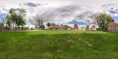Grodno, Belarus - 13 Mayıs 2015: tam 360 derece panorama vintage eski kale, Vr içerik küresel projeksiyon equirectangular