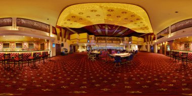 Minsk, Beyaz Rusya - 27 Ocak 2012: Tam 360 derece panorama şık modern Lüks Casino küresel küresel projeksiyon equirectangular. Fotogerçekçi Vr içeriği