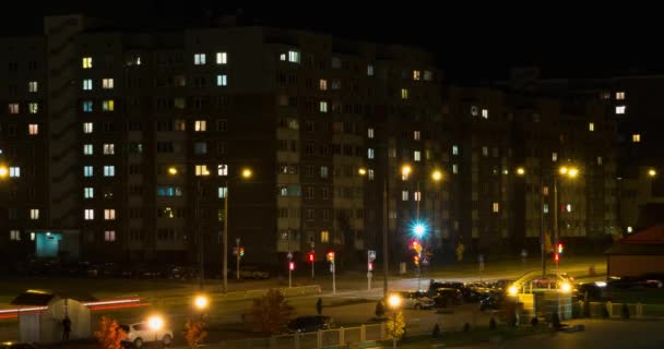 Luz Nas Janelas Edifício Vários Andares Desfasamento Temporal — Vídeo de Stock