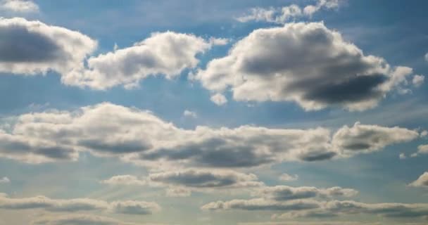 Tijd Lapse Clip Van Avond Pluizig Krullend Rollende Wolken — Stockvideo