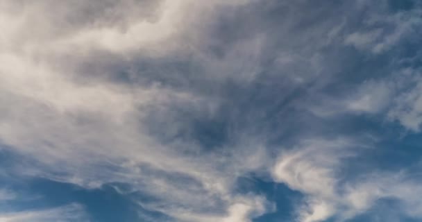 Tijd Lapse Clip Van Avond Pluizig Krullend Rollende Wolken — Stockvideo