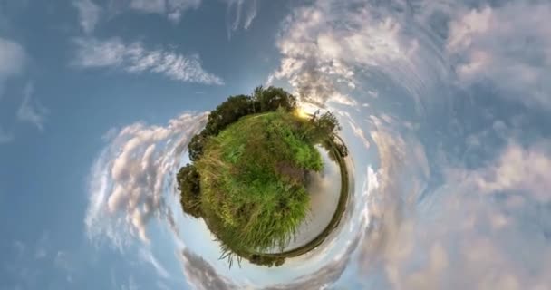 Pequeno Planeta Transformação Com Curvatura Espaço Paisagem Panorâmica Voo Completo — Vídeo de Stock