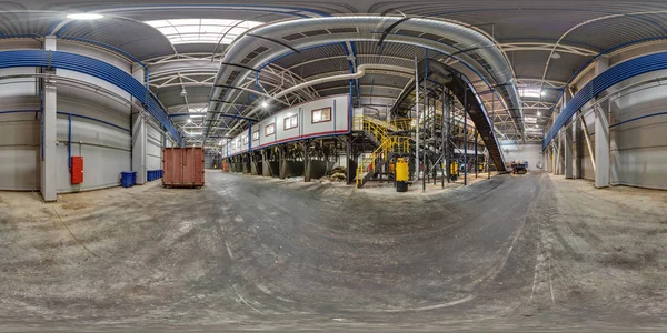 Grodno, Belarus - Ekim 10, 2017:360 panorama görünümünde modern atık tehlikeli geri dönüşüm tesisi ve depolama. Eşit aralıklı dikdörtgen küresel projeksiyon, Loca Vr içerik tarafından tam 360 180 derece panorama